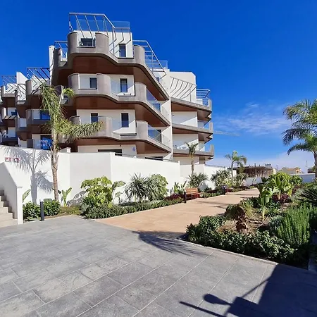 Gran Terraza En Marinsa